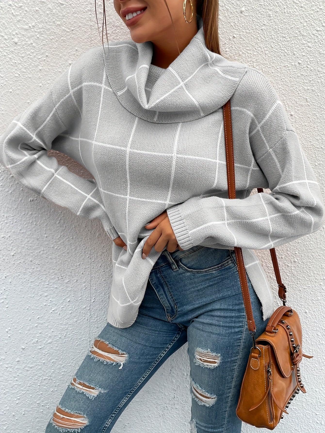 Women's Long Sleeve Loose Fit Sweater