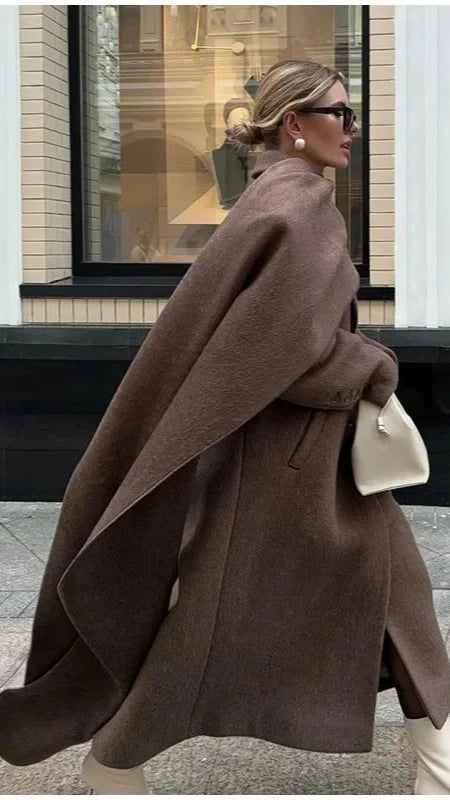 European Style Single-Breasted Wool Coat with Scarf Accent