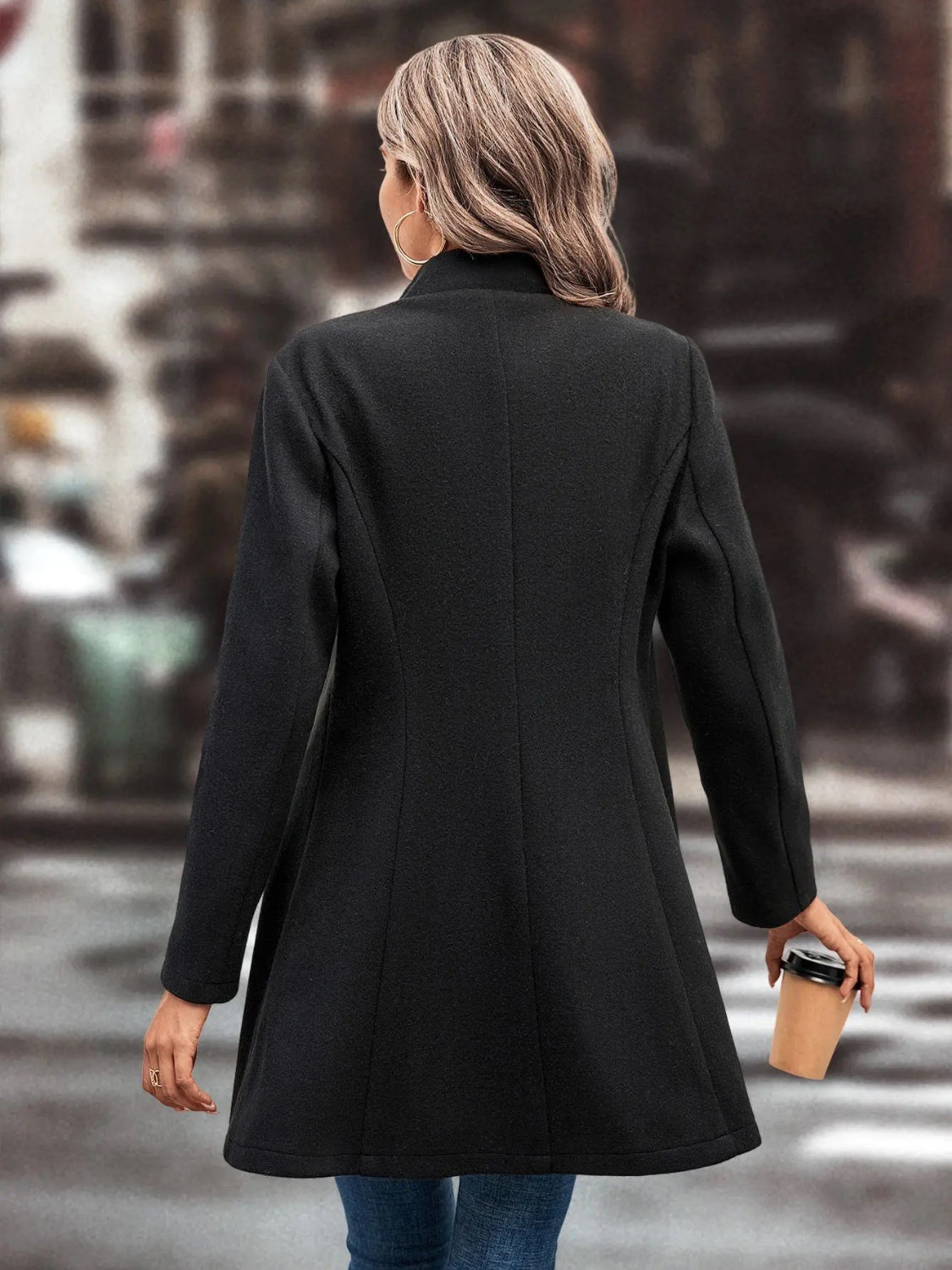 Stylish Lightweight Buttoned Coat for Everyday Wear