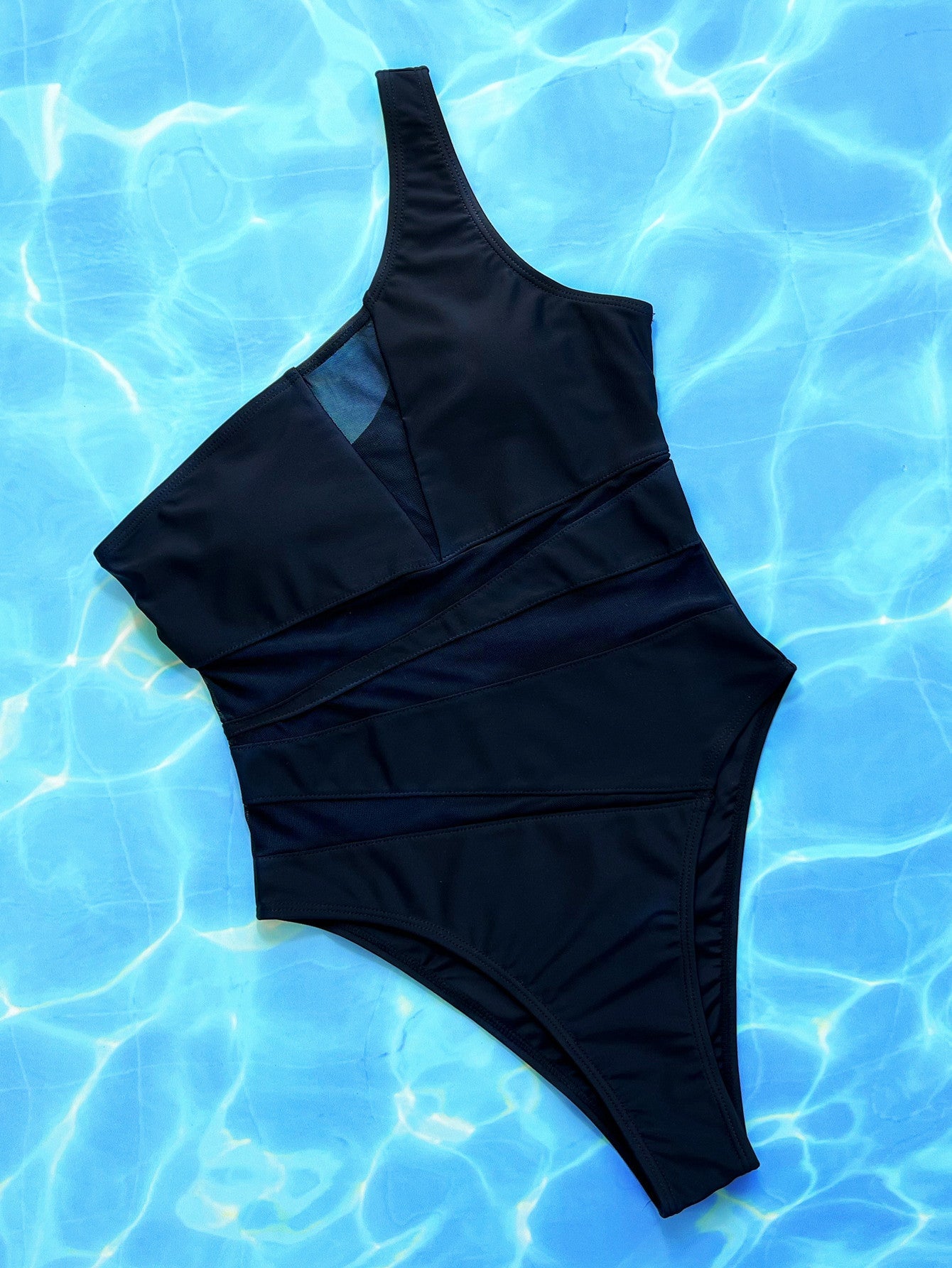 Elegant One-Shoulder Swimsuit with Removable Padding