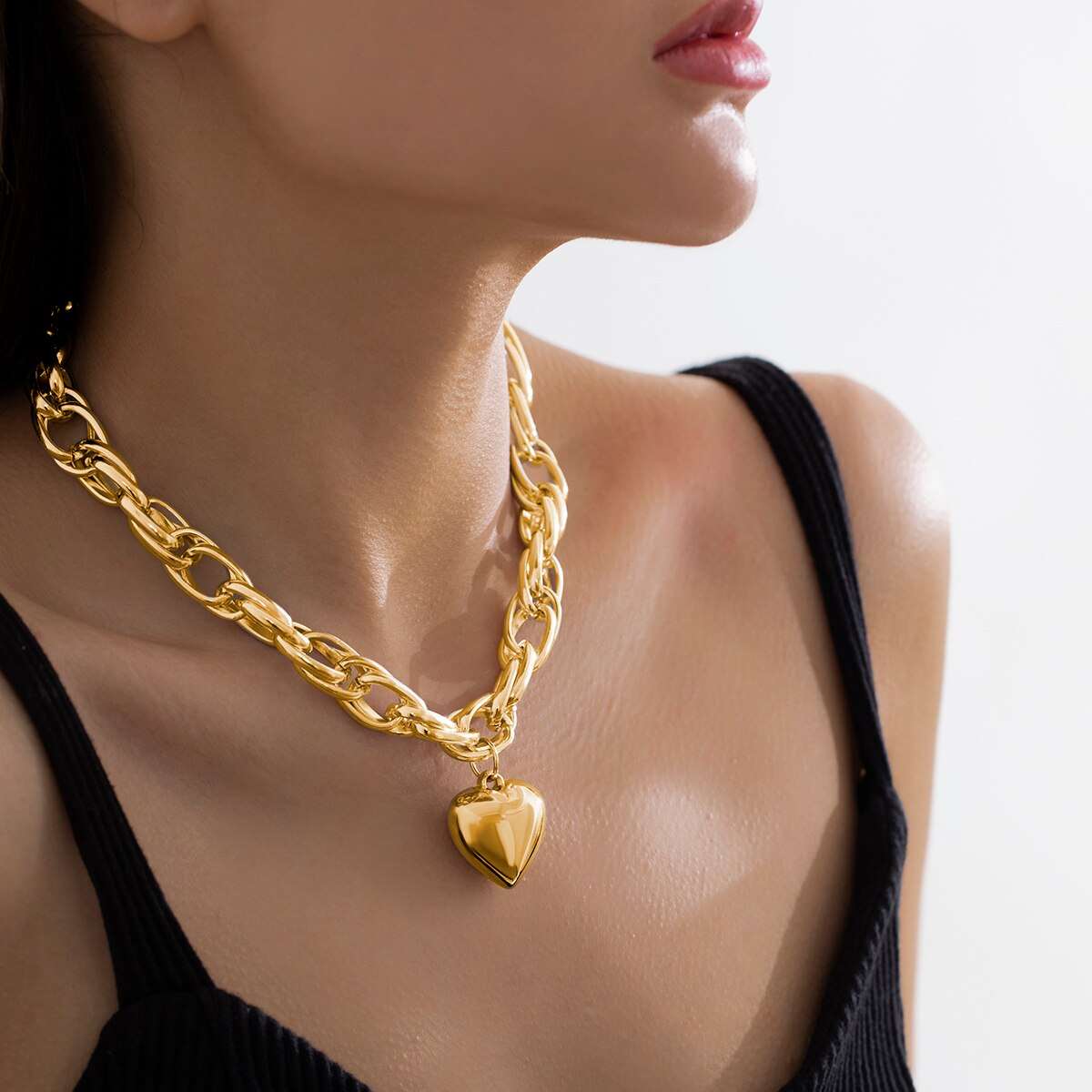Gold Heart Pendant Necklace 