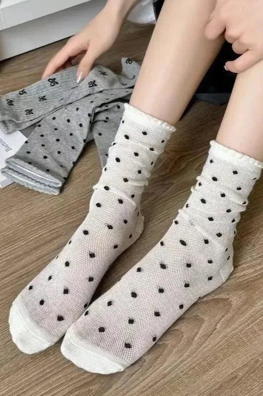 The Nichole Collection Women's Decorative Ankle Lace Casual Socks